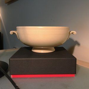 Vintage Ivory Fiestaware Casserole - w/o Lid